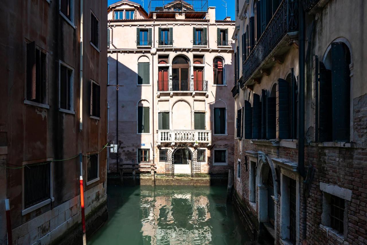 Corte Rubbi 6 Deluxe Studio Apartment Venezia Eksteriør bilde